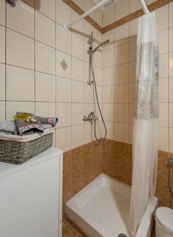 Central Studio! Fiber Wifi, Ac, Private, Self Check-In! Salonic Exterior foto